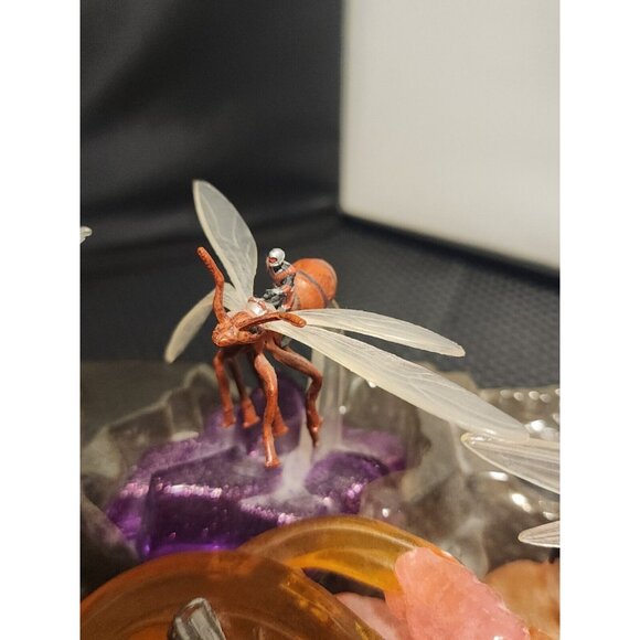Disney Marvel Ant-Man and Wasp Exclusive 5-Piece (1 Missing) PVC Figure Play Set - Picture 8 of 12